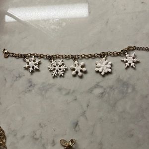 Last Chance! 🚨Snowflake ❄️ Charm Bracelet